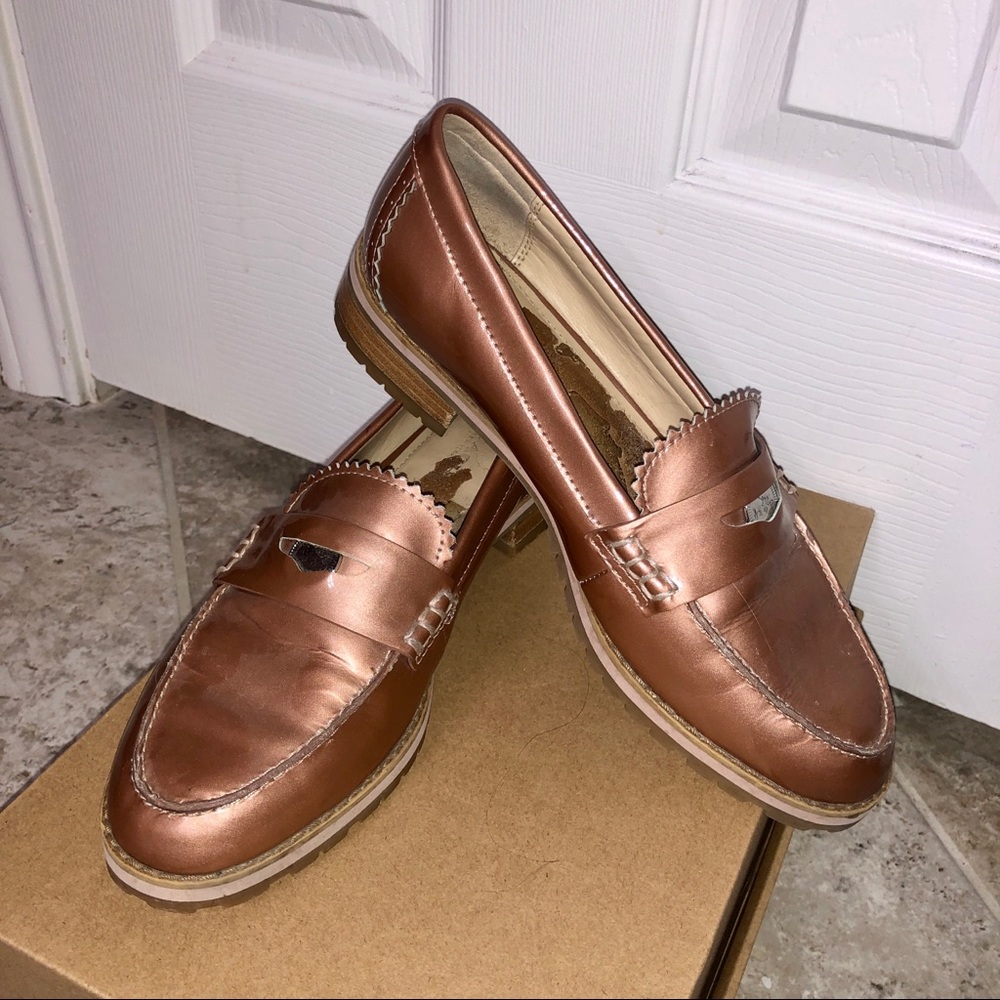 Rose Coach Penny Loafers Size 7B